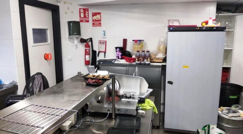 Creator: Gd Jpeg V1.0 (using Ijg Jpeg V62), Default Quality