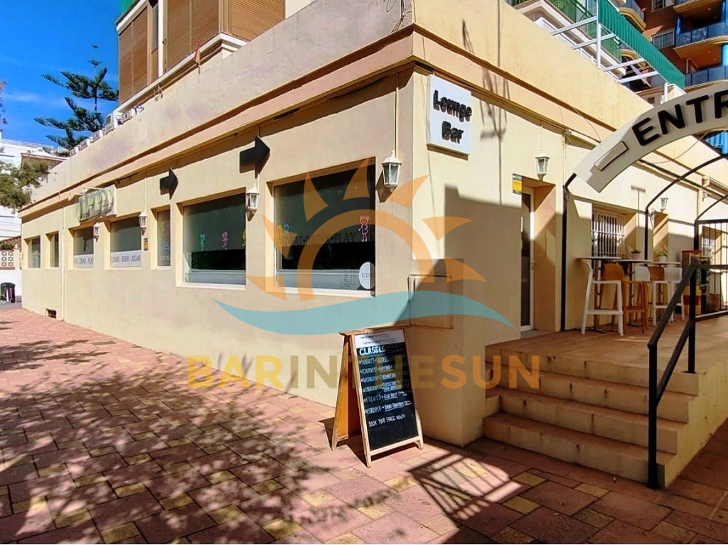 Freehold Café Bar for Sale in Fuengirola with Children’s Play Area