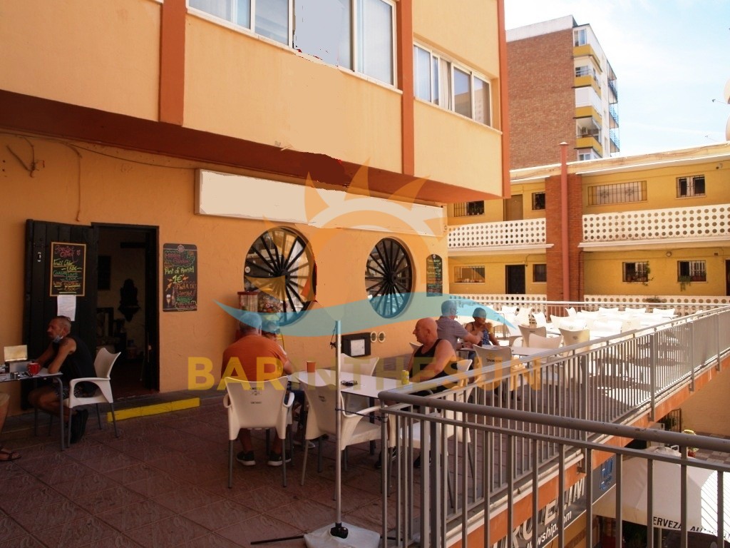 Freehold Cafe Bars in Benalmadena For Sale, Freehold Cafe Bars For Sale in Spain