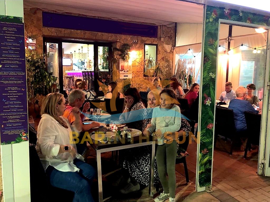Fuengirola Seafront Cafe Bar Restaurants For Sale, Costa de Sol Businesses For Sale