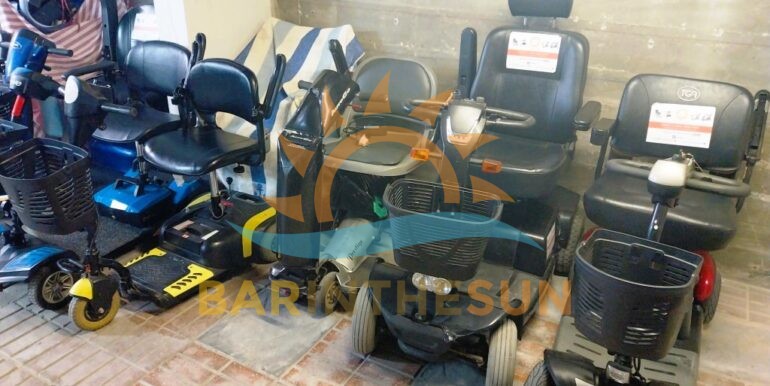 F1589 (2)