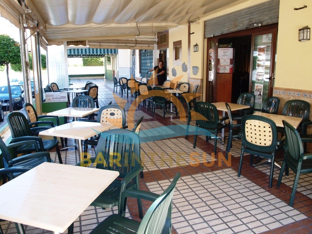 Freehold Cafe Bars in Fuengirola For Sale, Costa Del Sol Freehold Businesses For Sale